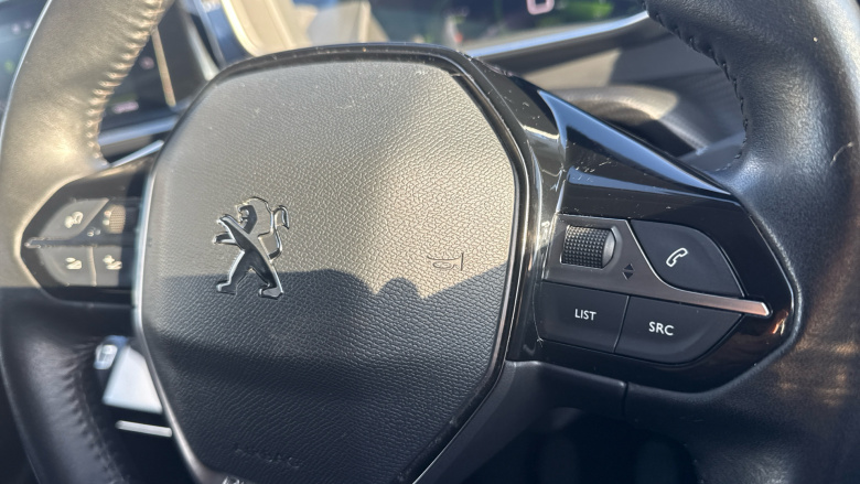 Peugeot 2008 1.2 PureTech Allure Premium 5dr Petrol Estate